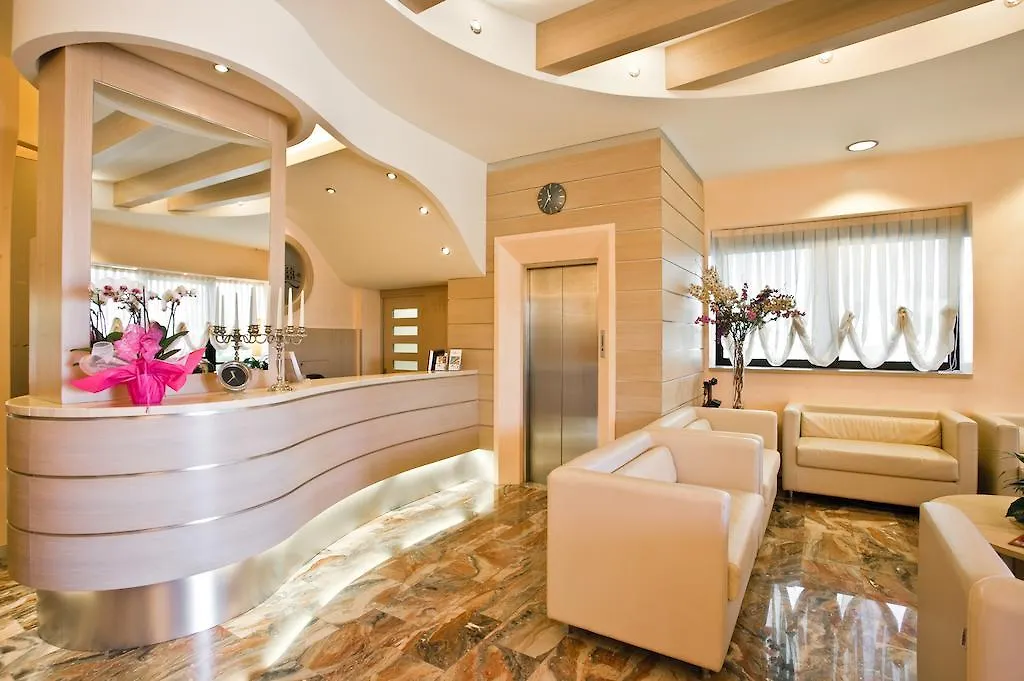 ***  Hotel Ida Italy